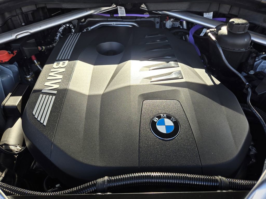 New 2026 BMW X5 xDrive40i w/ M Sport Package image 32