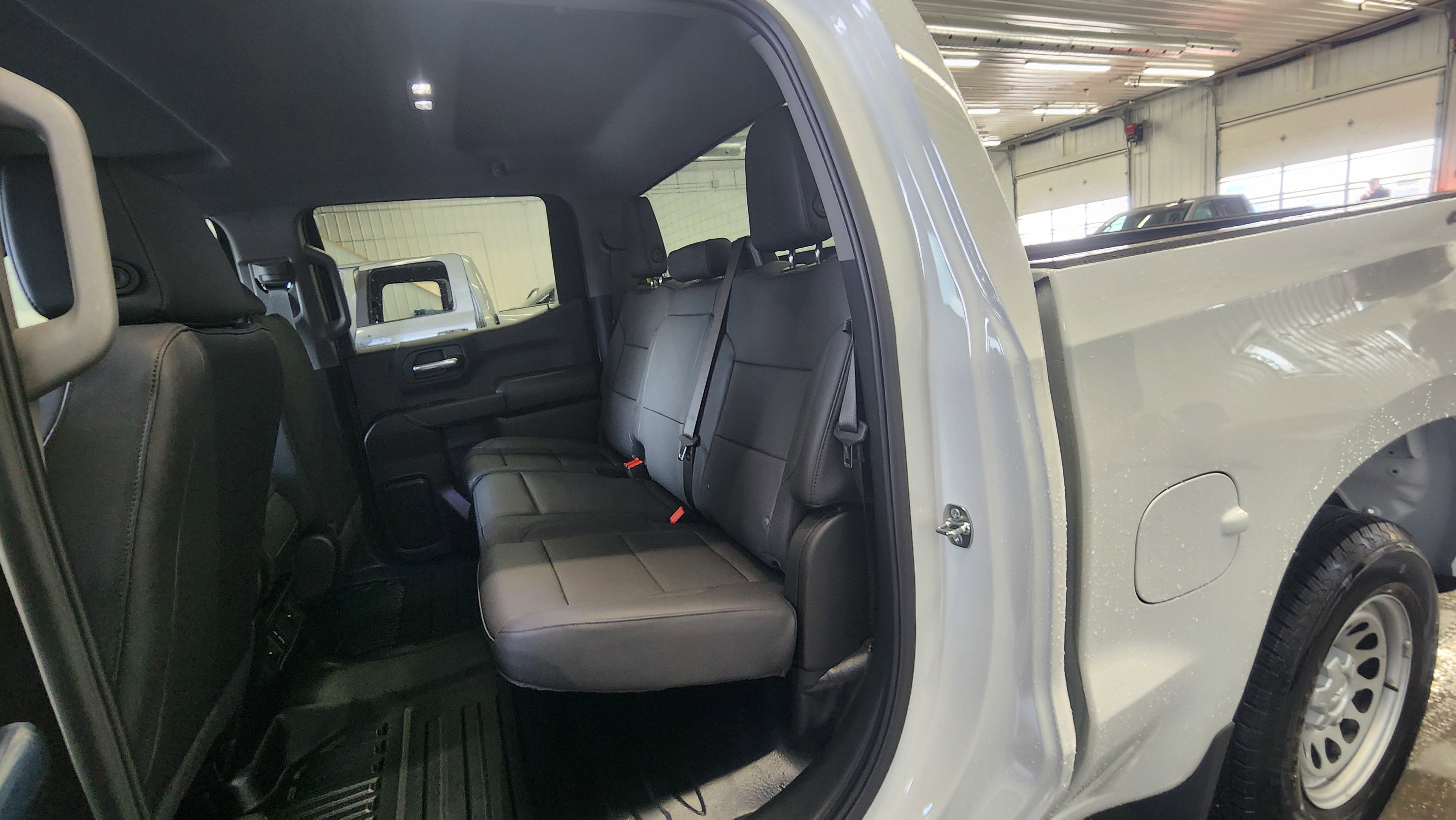 New 2025 Chevrolet Silverado 1500 W/T w/ WT Value Package image 19