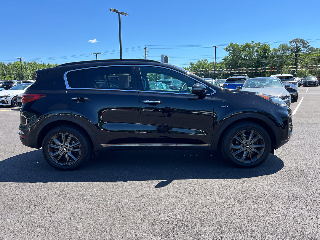 Used 2020 Kia Sportage S w/ S Premium Package AWD/4WD image 7