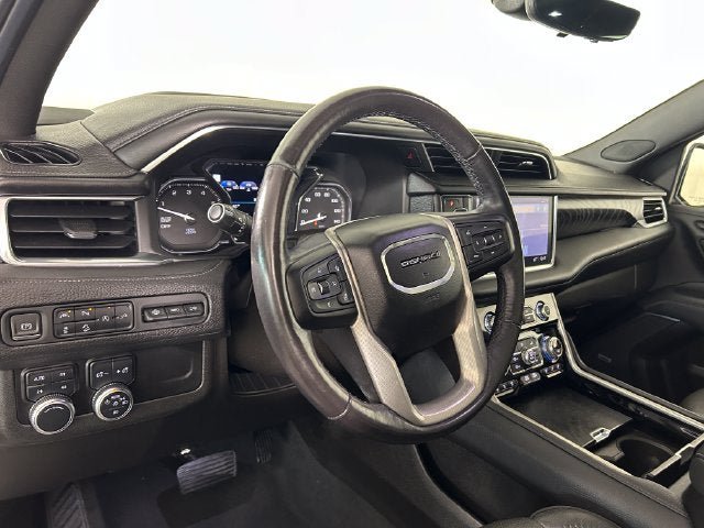 Used 2021 GMC Yukon Denali w/ Denali Premium Package AWD/4WD image 13