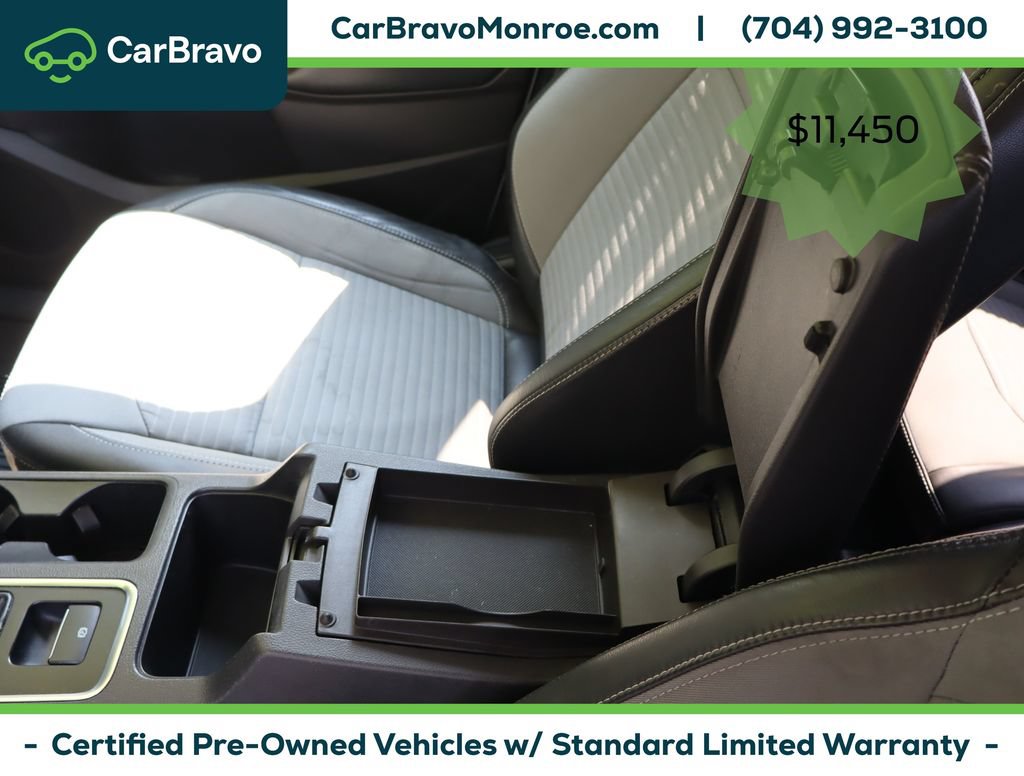 Used 2019 Ford Escape SE FWD image 36