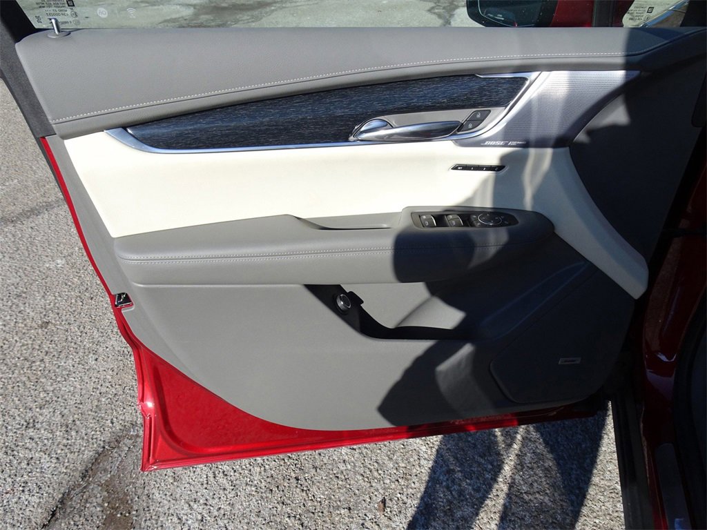 Certified 2024 Cadillac XT6 Premium Luxury image 14