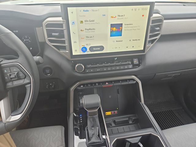 Used 2025 Toyota Tundra Limited image 17