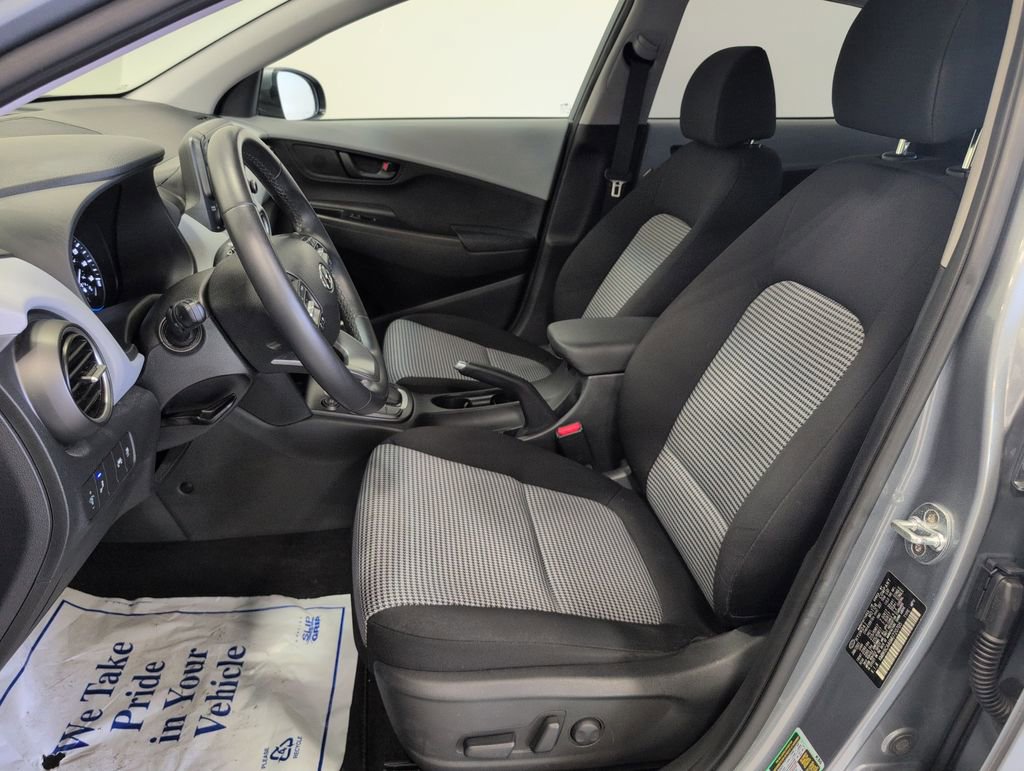 Certified 2021 Hyundai Kona SEL Plus AWD/4WD image 10