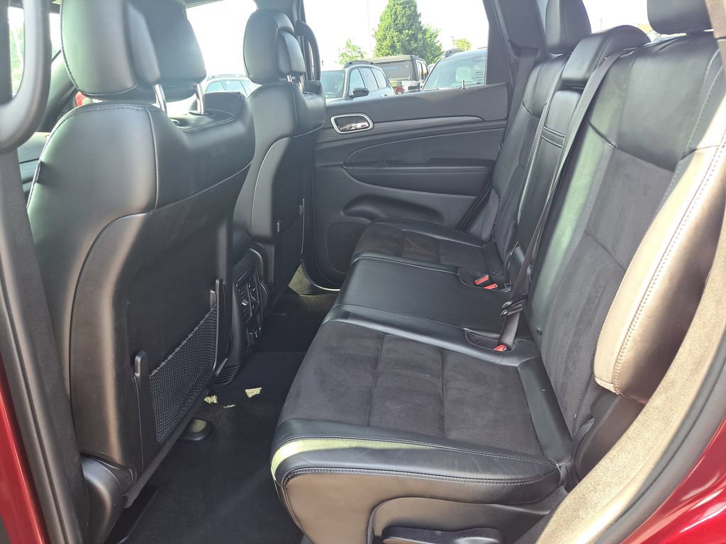 Used 2021 Jeep Grand Cherokee Laredo X AWD/4WD image 28