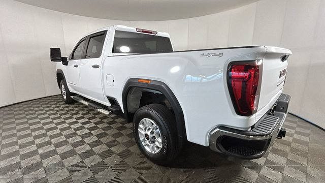 Used 2024 GMC Sierra 2500 Pro AWD/4WD image 4