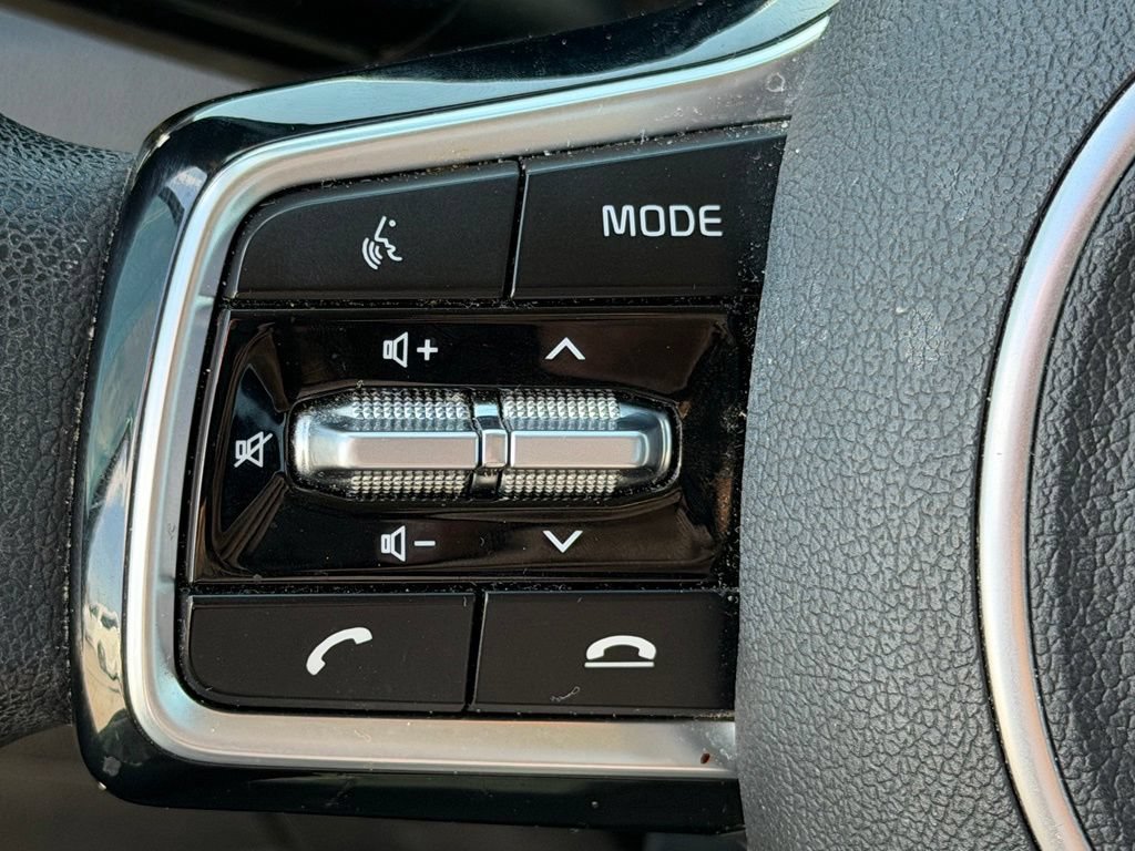 Used 2022 Kia Sorento LX AWD/4WD image 15