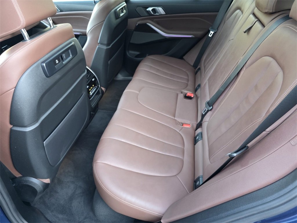 Used 2021 BMW X5 xDrive40i w/ Premium Package image 14