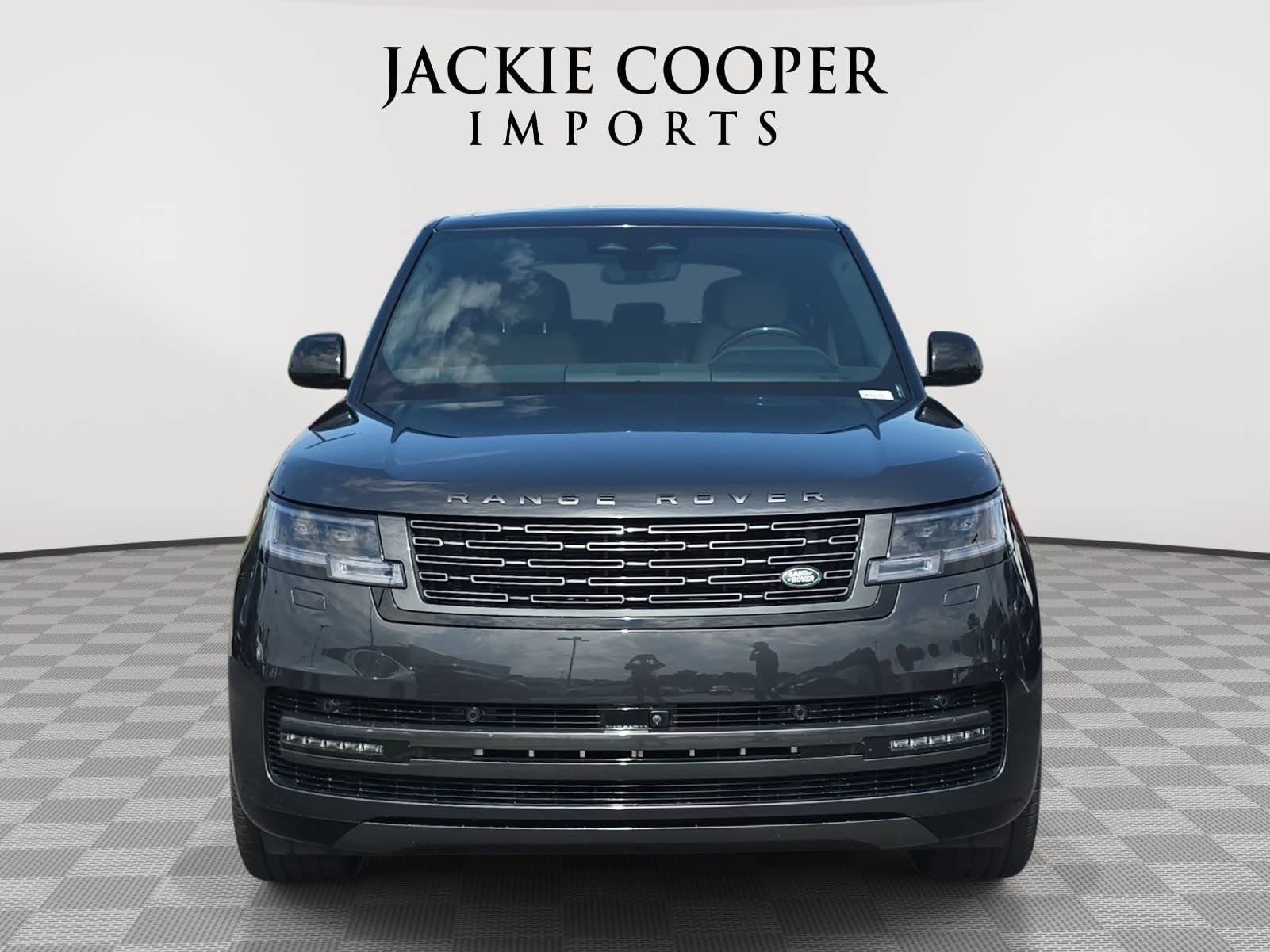 Used 2024 Land Rover Range Rover SE AWD/4WD image 2