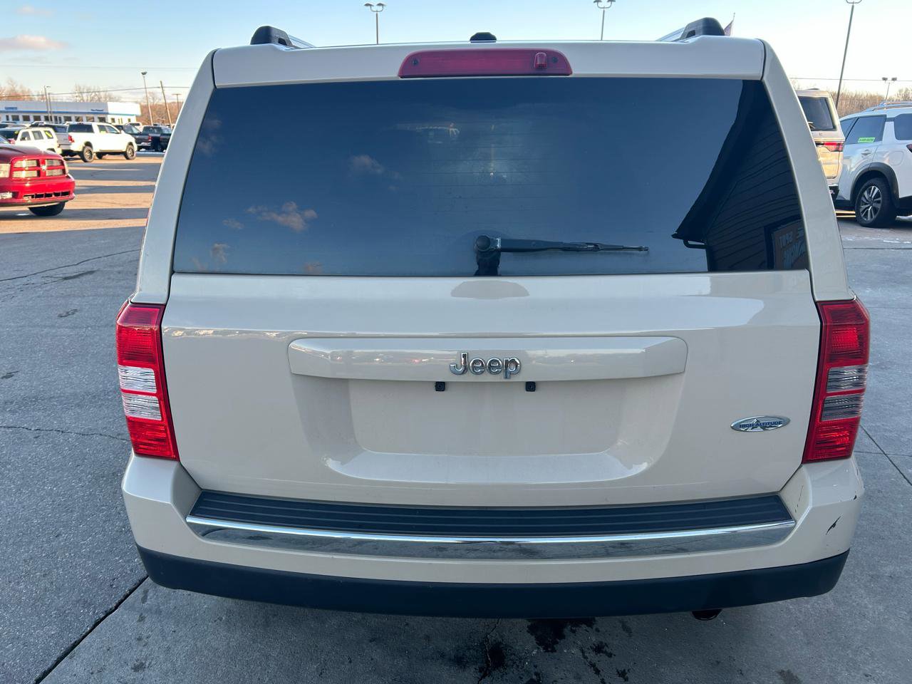 Used 2017 Jeep Patriot High Altitude image 6