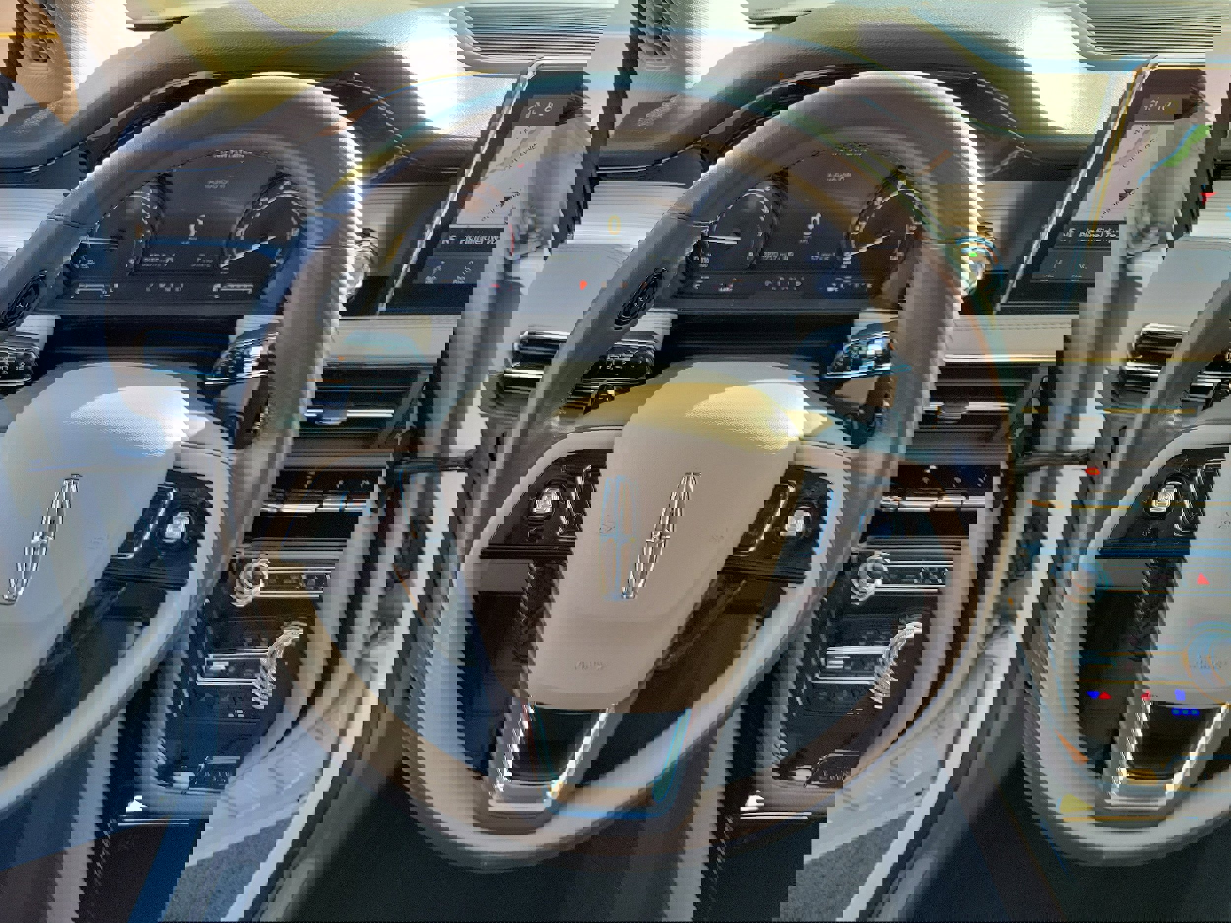 Used 2022 Lincoln Corsair AWD w/ Premium Package image 22