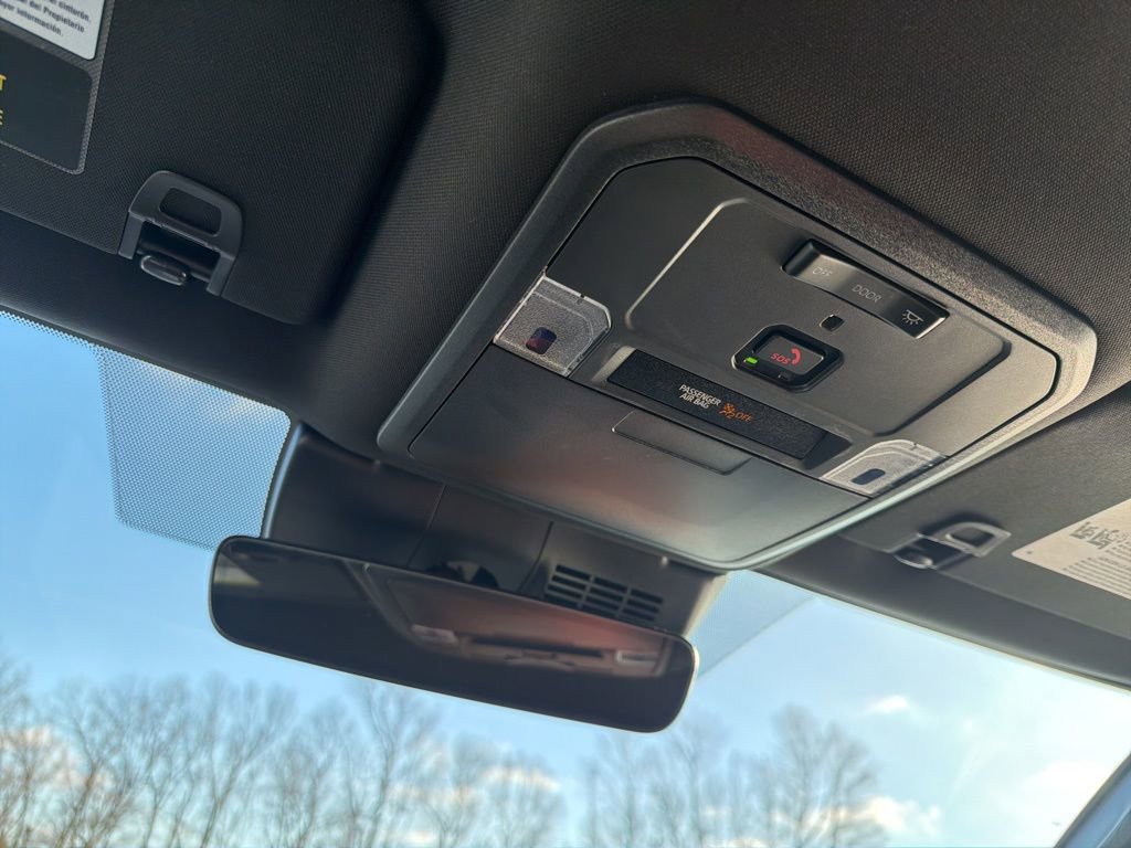 Used 2025 Toyota Tacoma SR5 image 13