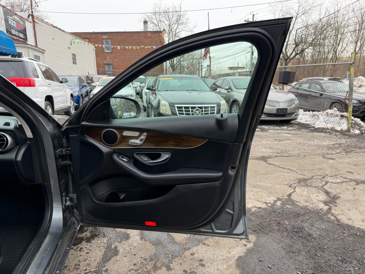 Used 2018 Mercedes-Benz C 300 4MATIC Sedan image 38