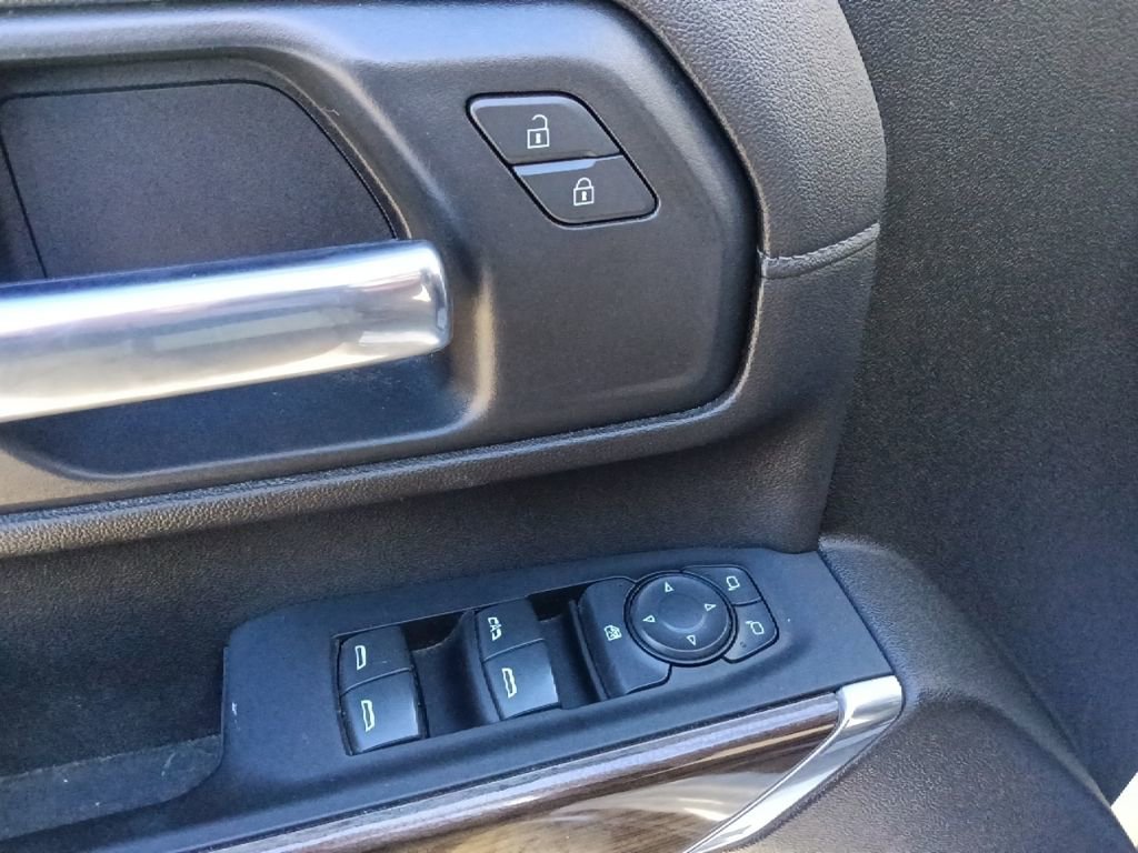 Used 2023 Chevrolet Silverado 2500 LT image 12