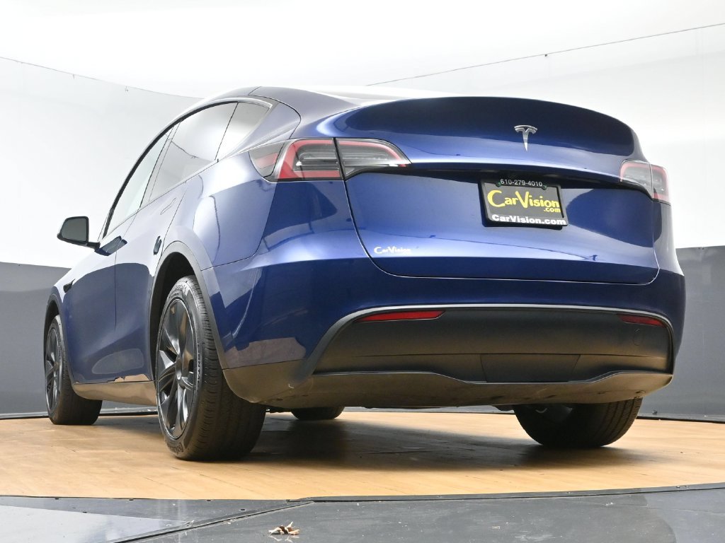 Used 2025 Tesla Model Y Long Range RWD image 52