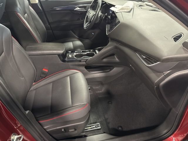 Used 2022 Buick Envision Essence w/ Sport Touring Package image 39