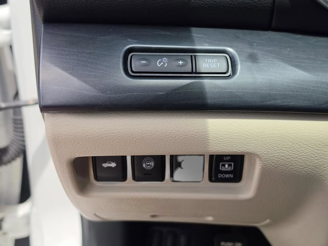 Certified 2023 Nissan Maxima Platinum w/ Sport Mat Group FWD image 39