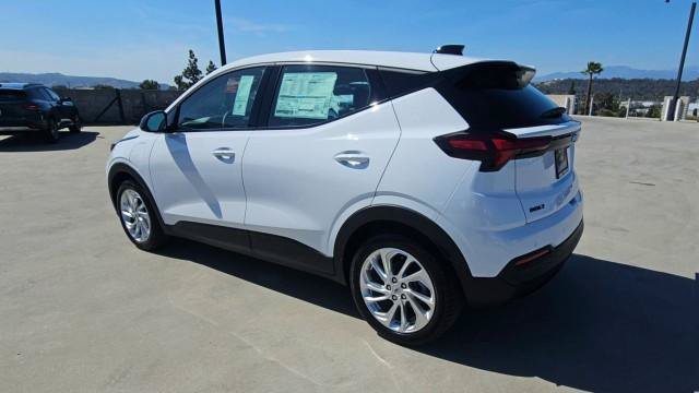New 2027 Chevrolet Bolt LT w/ Comfort Package FWD image 6