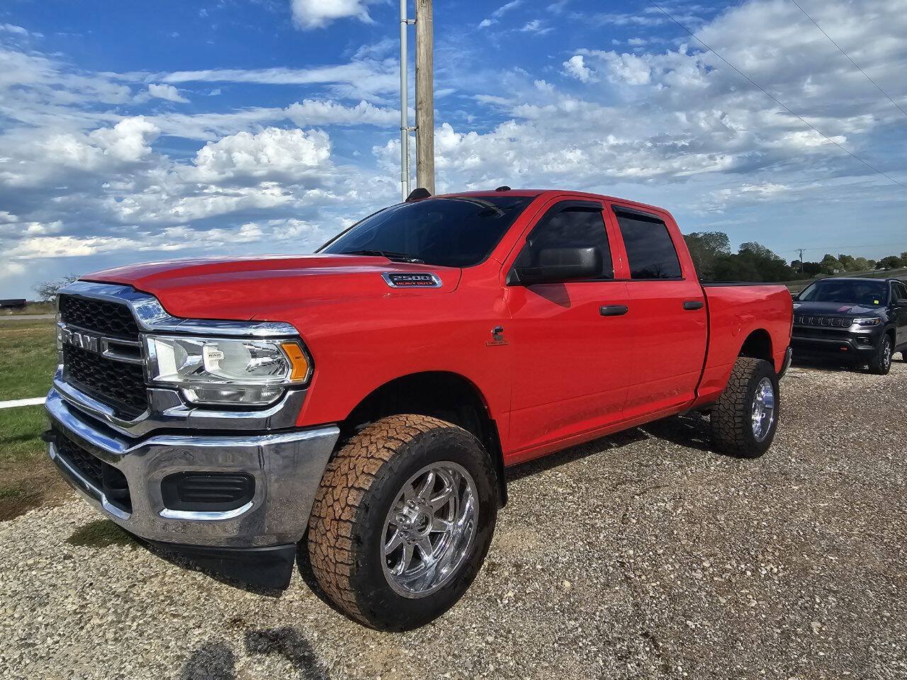 Used 2021 RAM 2500 Tradesman AWD/4WD image 1