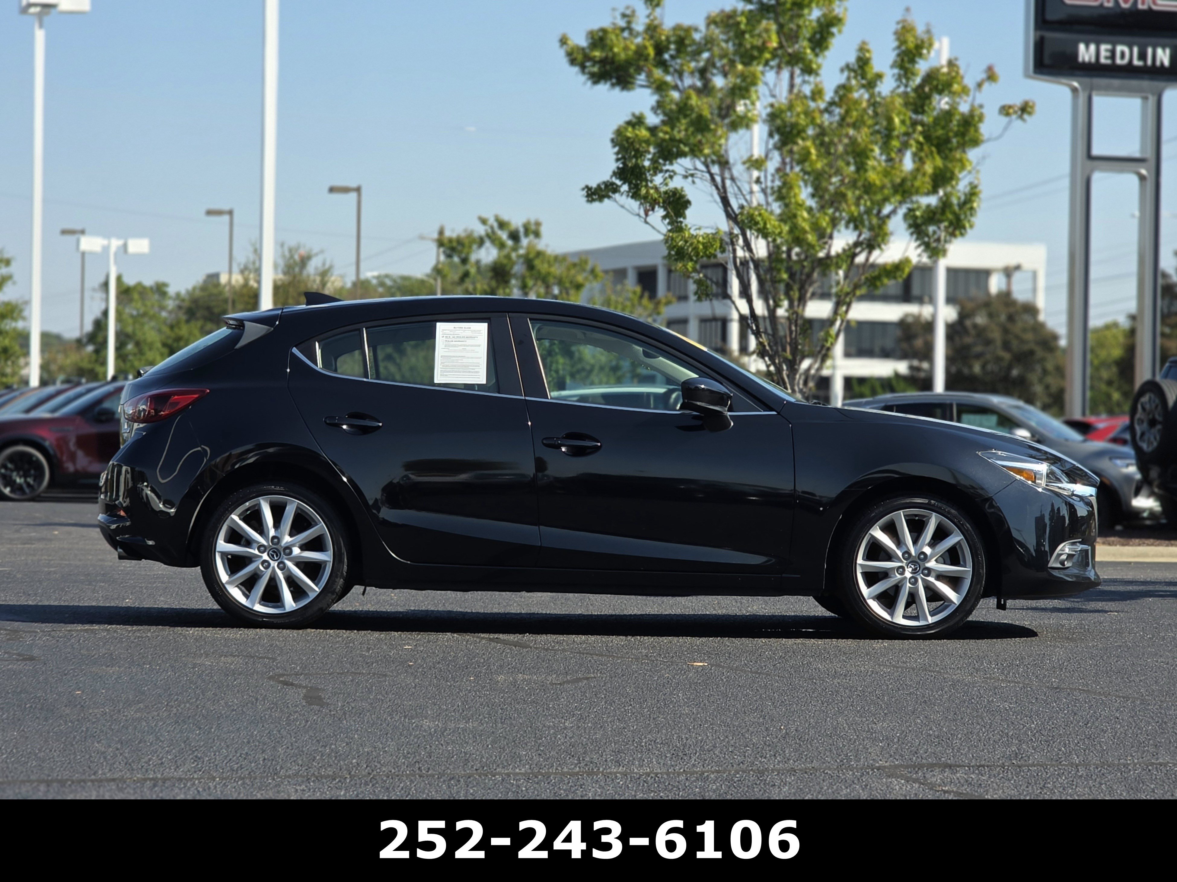 Used 2017 MAZDA MAZDA3 Grand Touring w/ Premium Equipment Package FWD image 8