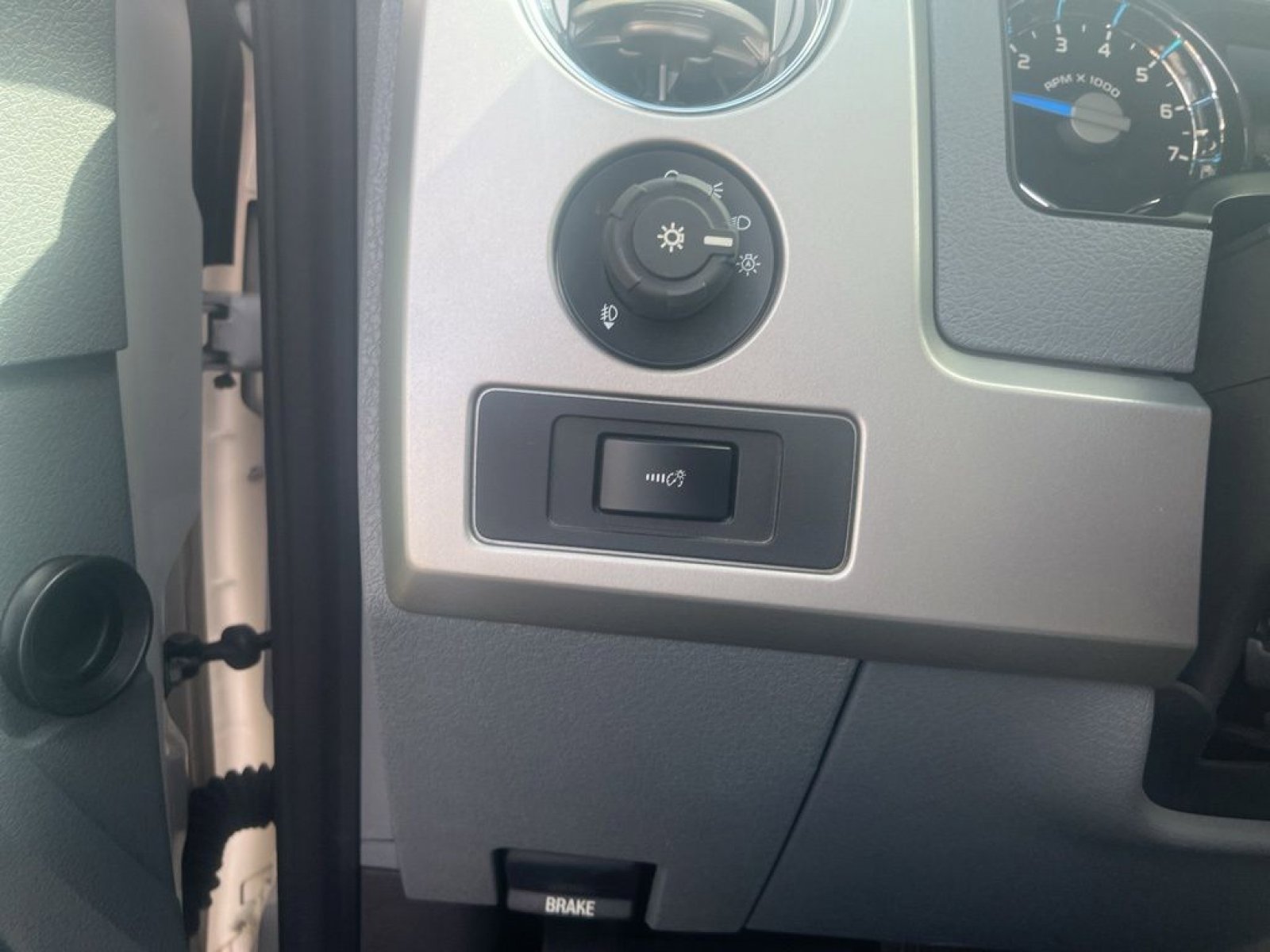 Used 2014 Ford F150 Lariat w/ Equipment Group 502A Luxury image 14