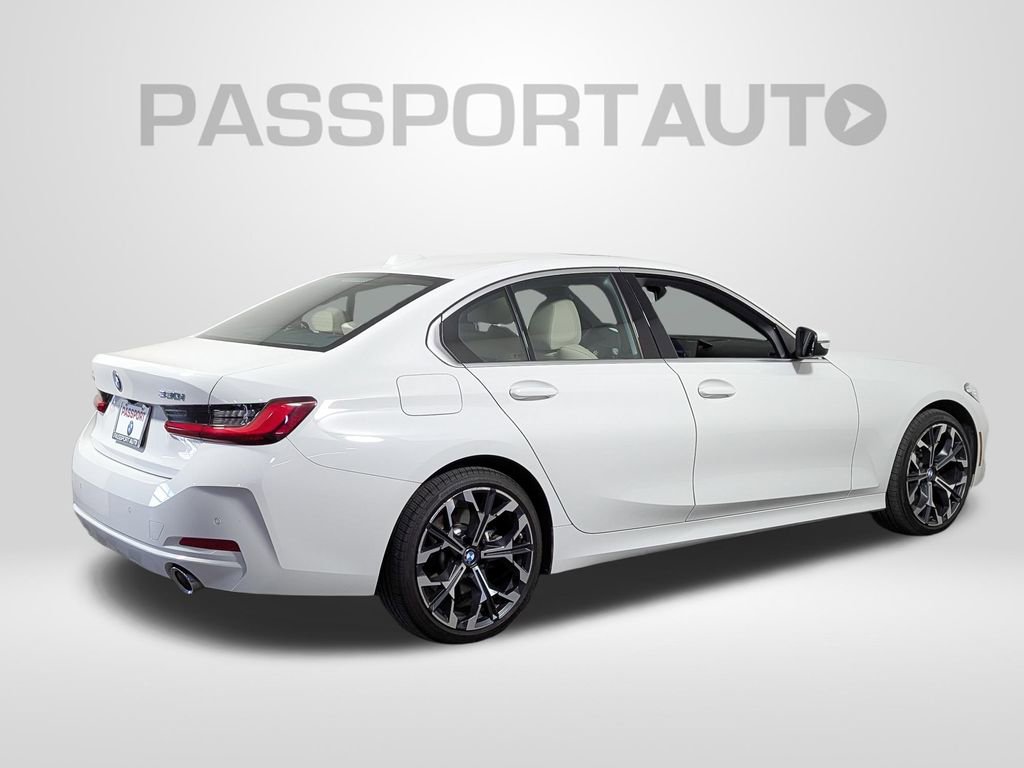 Used 2025 BMW 330i xDrive Sedan w/ Convenience Package AWD/4WD image 7