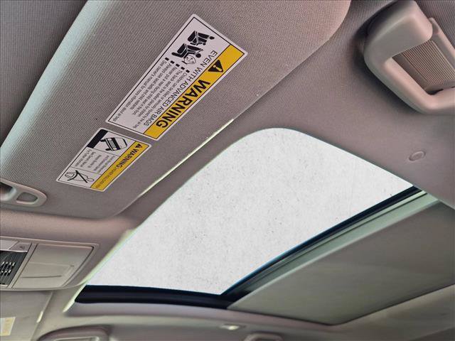 Used 2023 Acura MDX w/ Technology Package FWD image 16