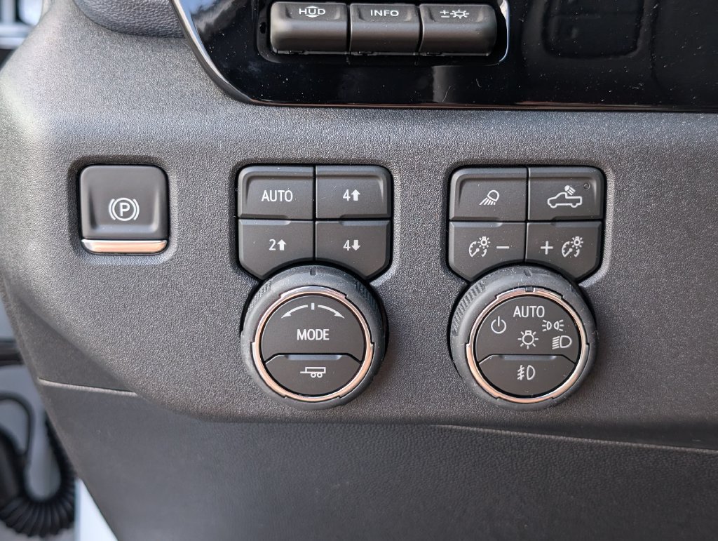 New 2026 Chevrolet Silverado 3500 High Country w/ High Country Premium Package AWD/4WD image 26