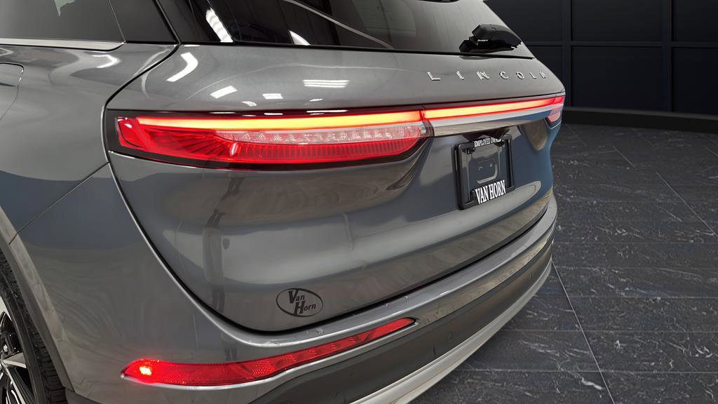 Used 2025 Lincoln Corsair Reserve AWD/4WD image 39