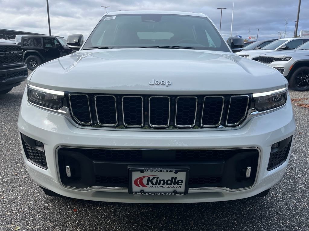 New 2025 Jeep Grand Cherokee L Overland w/ Luxury Tech Group IV image 28