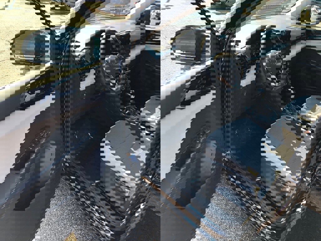 New 2025 Volkswagen Taos S image 11