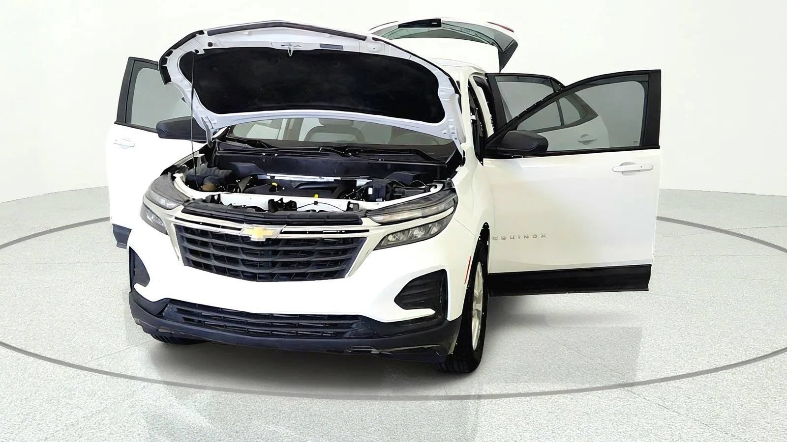 Used 2024 Chevrolet Equinox LS w/ Driver Confidence II Package FWD image 8