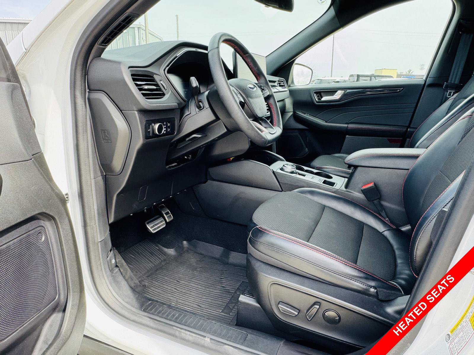 Used 2023 Ford Escape ST-Line w/ Tech Pack #1 image 3