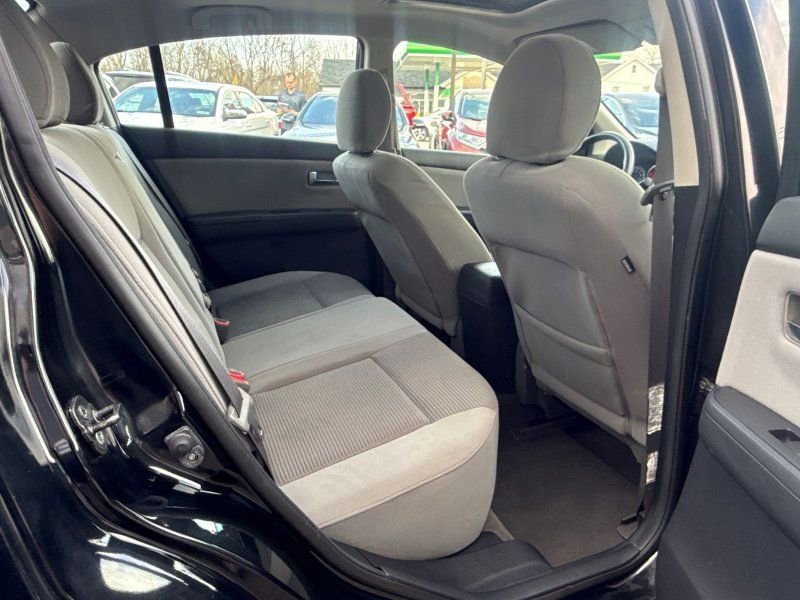 Used 2012 Nissan Sentra 2.0 SR w/ Special Edition Pkg image 19