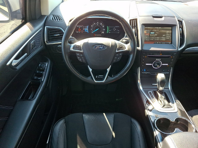 Used 2015 Ford Edge Sport w/ Equipment Group 401A FWD image 11