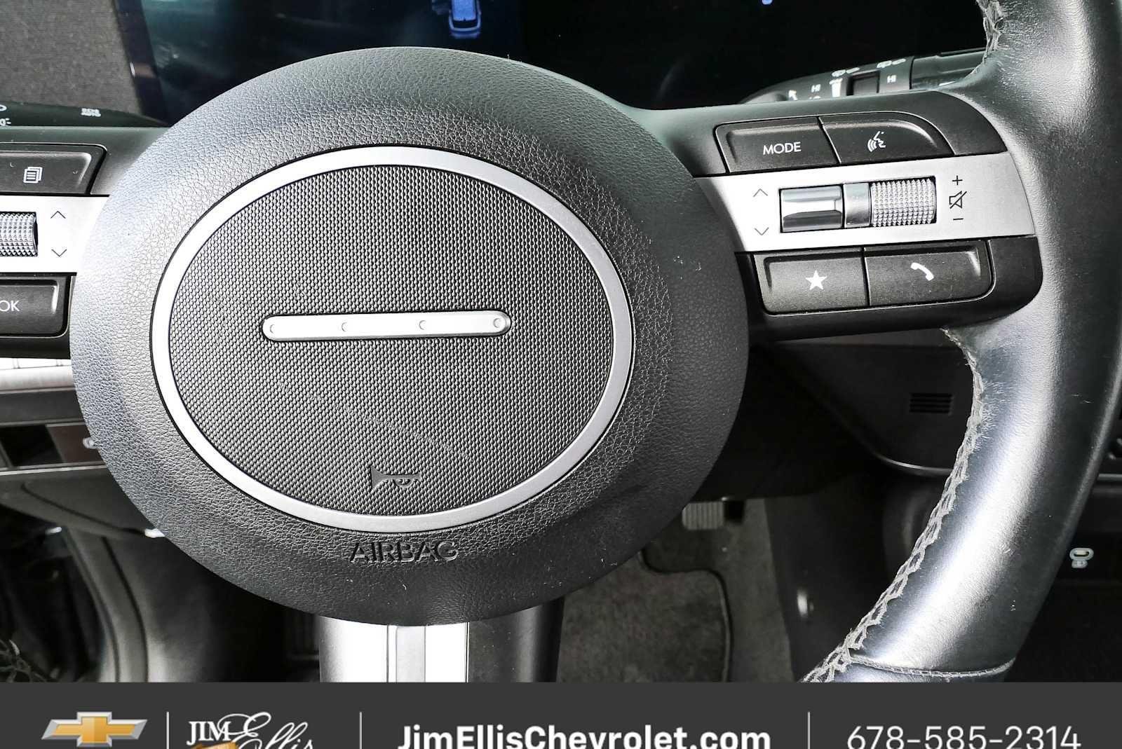 Used 2024 Hyundai Kona SEL FWD image 11