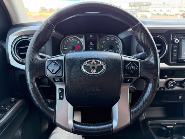 Used 2016 Toyota Tacoma SR5 w/ SR5 Appearance Package (SN) AWD/4WD image 18