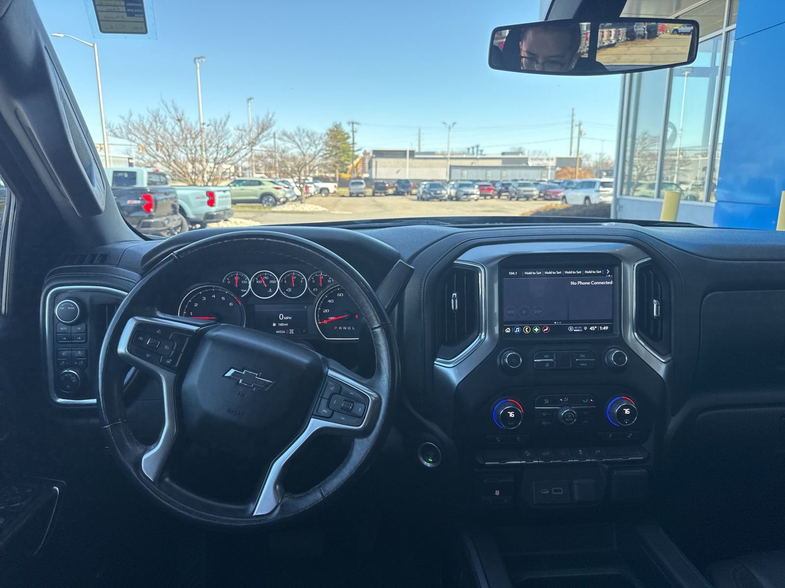 Used 2022 Chevrolet Silverado 1500 LT Trail Boss w/ Convenience Package II image 2