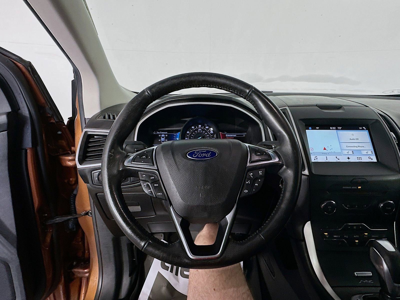 Used 2017 Ford Edge SEL w/ Equipment Group 201A FWD image 11