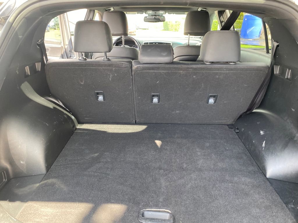 Used 2022 Kia Sportage Nightfall Edition w/ Nightfall Fwd Premium Package image 11