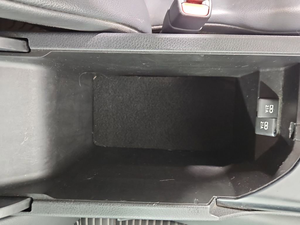 Used 2020 Toyota Camry SE image 24