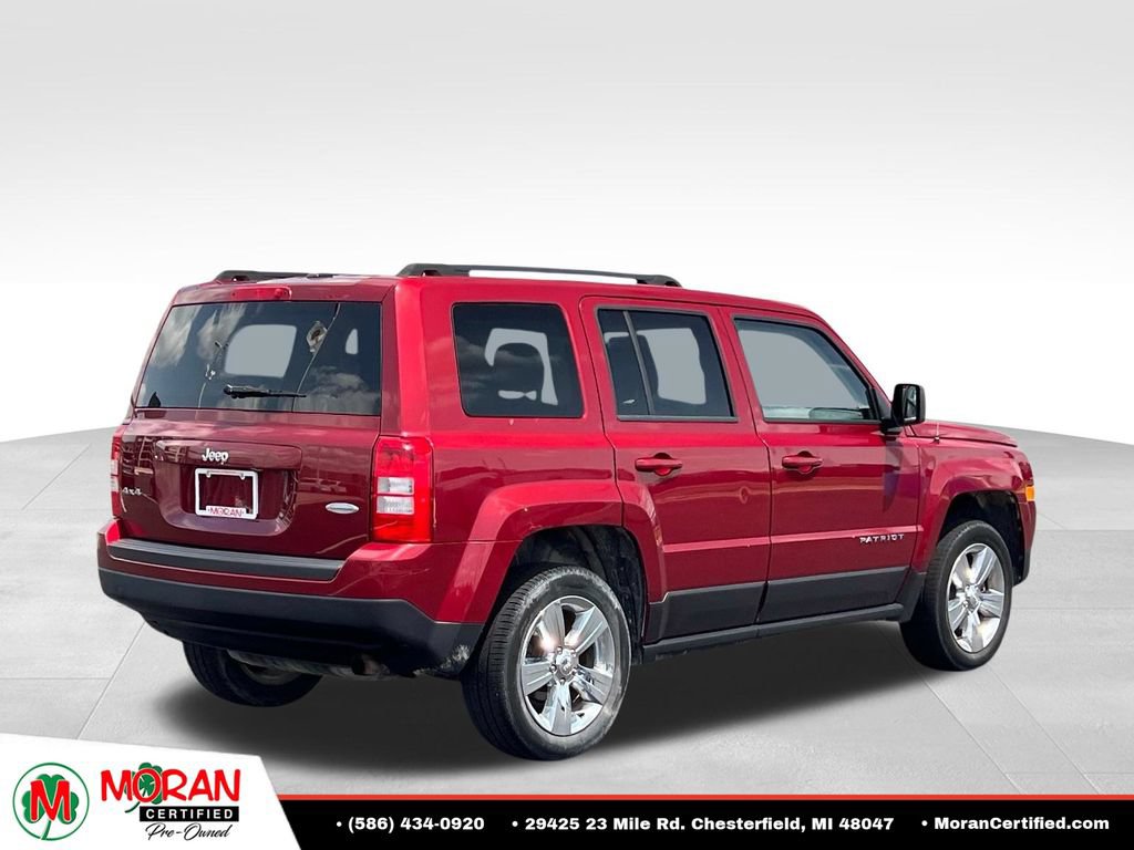 Used 2014 Jeep Patriot Latitude AWD/4WD image 5