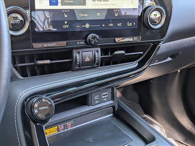 Certified 2025 Lexus NX 250 FWD image 14