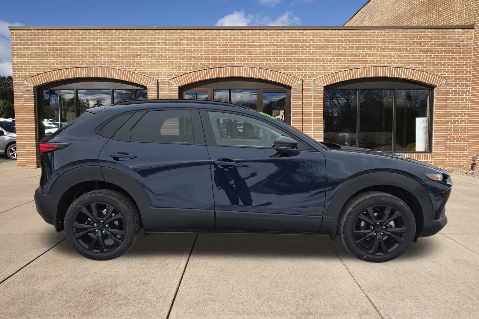 New 2026 MAZDA CX-30 2.5 Turbo w/ Premium Package image 2