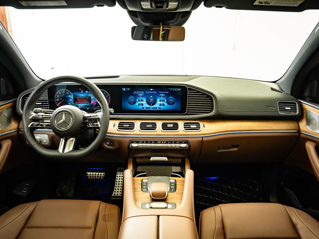 Certified 2026 Mercedes-Benz GLS 450 4MATIC image 4