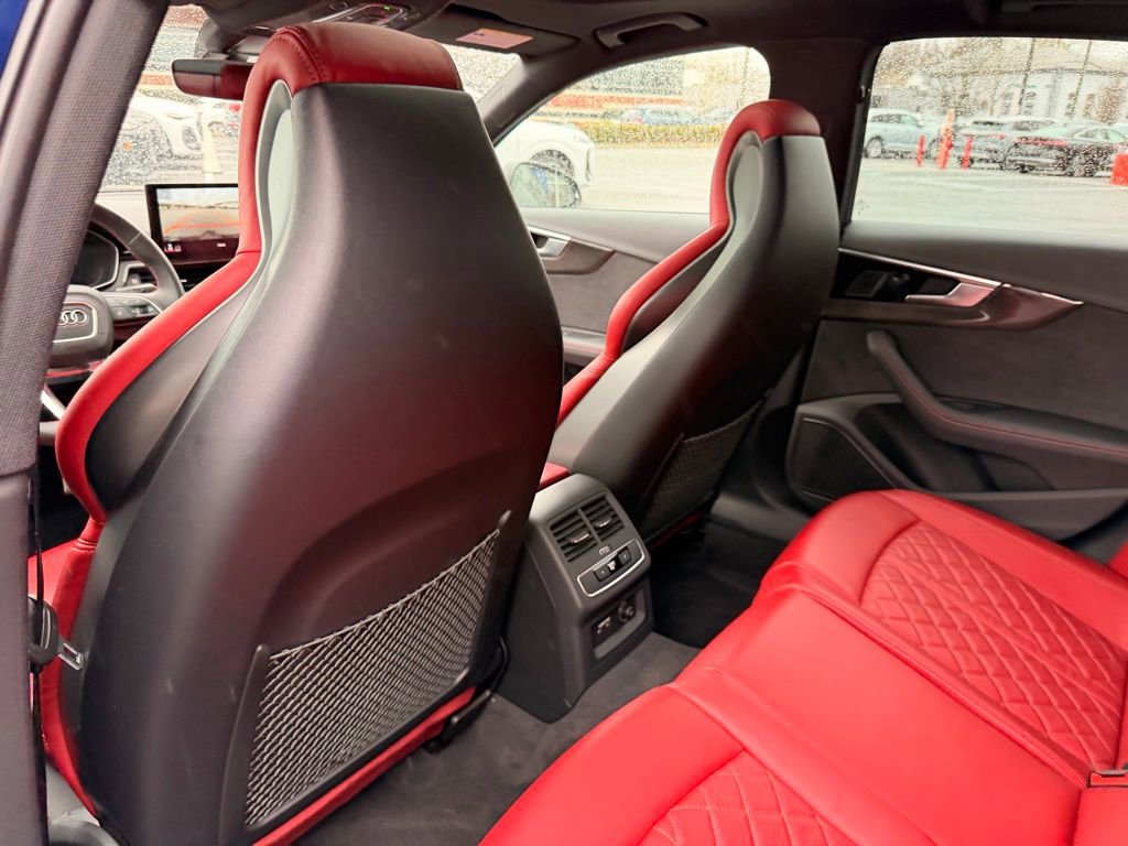 Used 2023 Audi S4 Premium Plus image 16