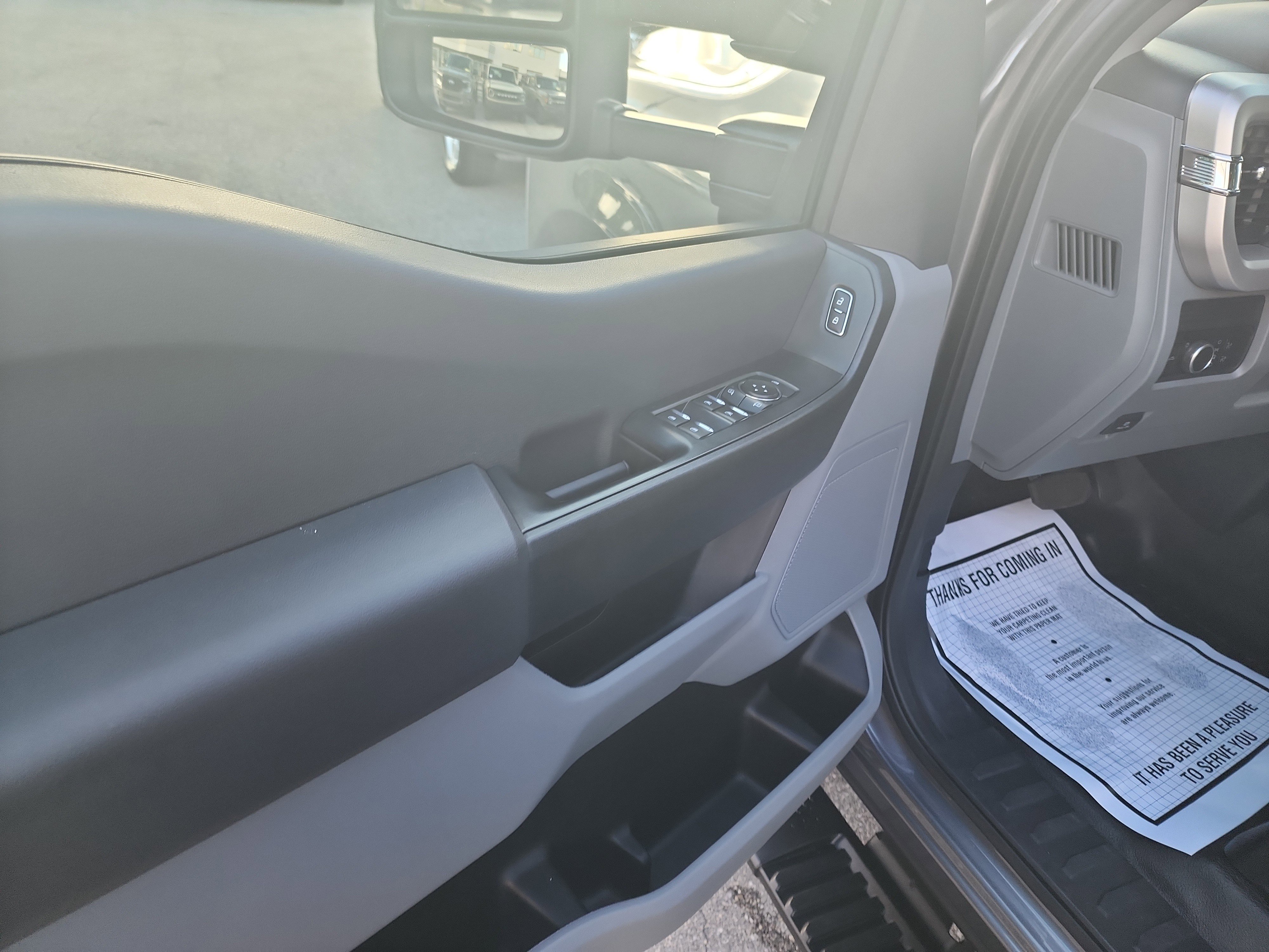Used 2024 Ford F350 XL w/ 360-Degree Camera Package image 12