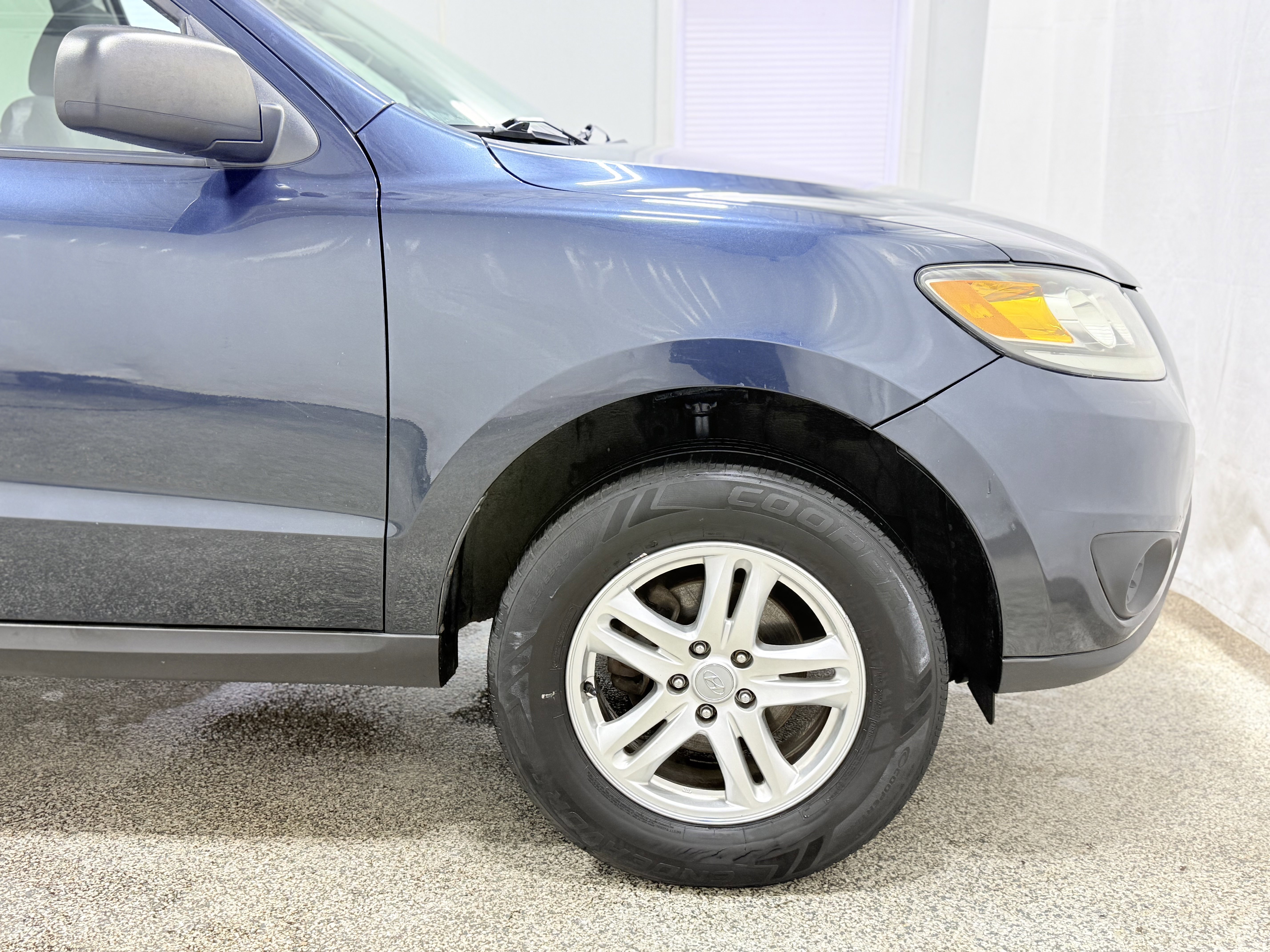 Used 2012 Hyundai Santa Fe GLS image 27
