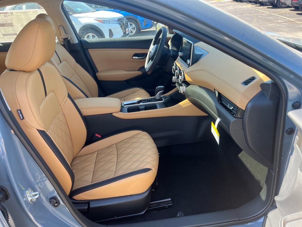 New 2025 Nissan Sentra SV w/ SV Premium Package image 16