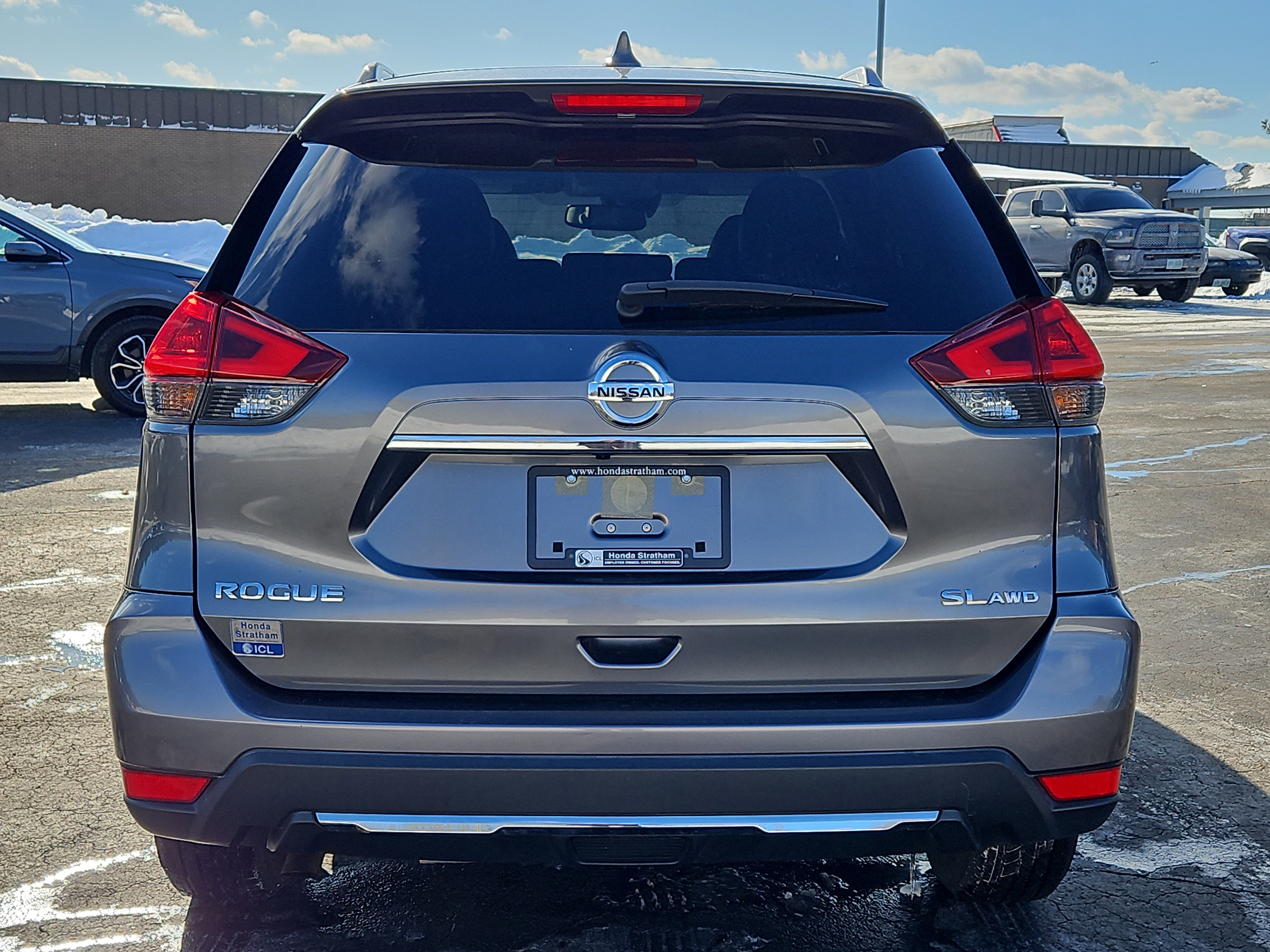 Used 2018 Nissan Rogue SL image 5